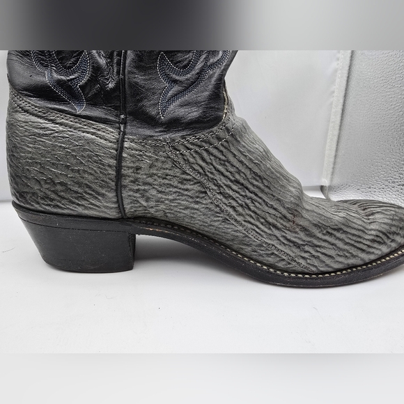 Wrangler Gray Shark Print Leather Boots - Picture 9 of 16